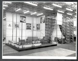 cca 1968 Keleti nyitás anno - magyar műszeripari kiállítás Bombayben, Indiában, 7 db hátoldalon pecs...