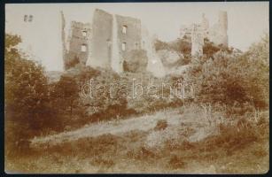 cca 1890 Appony (Felvidék, Nyitra megye), várának romjai, Müller János pecséttel jelzett fotója, 11×17 cm