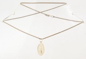 Ezüst(Ag) kígyó nyaklánc, Mária függővel, jelzett, h: 2,5×1,3 cm, nettó: 4,8 g