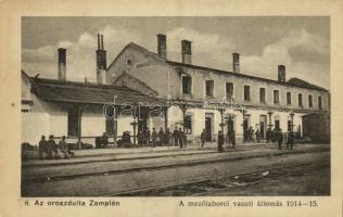 Mezőlaborc, Medzilaborce; lerombolt vasútállomás 1914-15. Az oroszdúlta Zemplén. Kiadja Danielisz Lajos / Bahnhof / destroyed railway station after the Russian attack (fl)