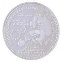 2004. Magyarország taggá válása - EU Ag emlékérem eredeti dísztokban, tanúsítvánnyal (31,1g/0.999/42,5mm) T:PP