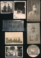 Vegyes katonai fényképek az I. és II. világháborúból, 5,5×5 és 14×9 cm közötti méretekben