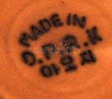 Virágmintás mázas kerámia váza, hajszálrepedéssel, m: 20,5 cm