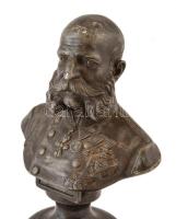 Ferenc József-mellszobor, spiáter, jelzés nélkül, fa talapzaton, sérült, talapzattal m: 20 cm