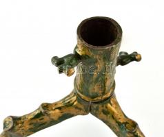 Háromlábú zöld-arany masszív fém, szétszedhető karácsonyfatartó