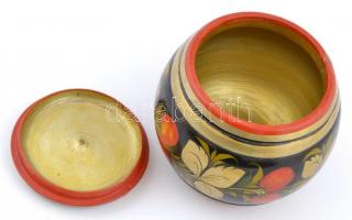 Festett fa süteménytartó, m: 11,5 cm, d: 11,5 cm