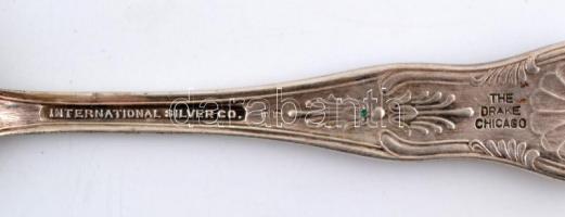 Ezüstözött kis mokkáskanál, jelzett, h: 11 cm