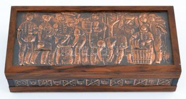 Pálinkás üveg pohárkészlet, 6 db, fa dobozban, m: 8 cm