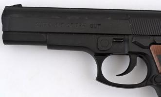 Cyma P638 légpisztoly, 21×14 cm