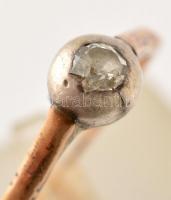 14 K arany gyűrű kis brillel. 1,7g