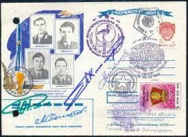 Jurij Viktorovics Romanyenko (1944- ), Adrijan Nyikolajev (1929-2004), Pjotr Iljics Klimuk (1942- ) és Leonyid Popov (1945- ) szovjet űrhajósok aláírásai emlékborítékon /  Signatures of Yuriy Viktorovich Romanenko (1944- ), Adriyan Nikolayev (1929-2004), Pyotr Ilyich Klimuk (1942- ) and Leonid Popov (1945- ) Soviet astronauts on envelope