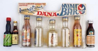 Mini szeszes italok, 8 db, bontatlan csomagolásban (Spitz Magenbitter, Fernet-Branca, Cotes du Roussillon, stb.)