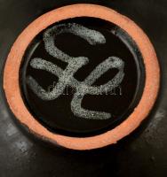 Gorka Lívia (1925-2011): festett mázas kerámia tálka, jelzett, alján minimális lepattanásokkal, d:12...