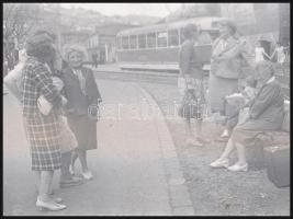 cca 1960 Pozsonyi villamosok, 9 db vintage felvétel (1 db fotó + 8 db diapozitív), Fekete György (19...