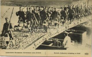 1914 Infanterie Ecossaise traversant une riviére / WWI military, Scotch Infantry crossing a river