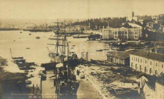 Constantinople, Istanbul, Stamboul; Vue panoramique de lArsenal et de la Corne dOr / arsenal, bay, harbour, ships