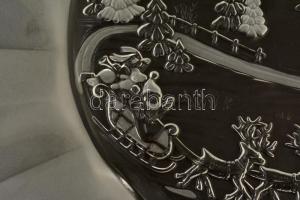 Préselt, homokfújt karácsonyi, Mikulás mintás kínáló tál. d: 36 cm Hibátlan