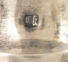 Ezüst (Ag.) gyertyatartó párban, jelzett, mesterjeggyel (A.P.), vésett díszítésekkel, apró horpadáso...