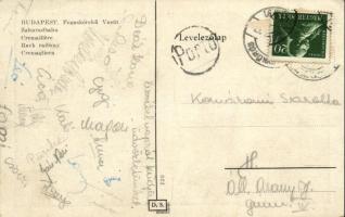 1948 Budapest XII. Svábhegyi fogaskerekű vasút megállóhelyen + Porto (gyűrődések / creases)