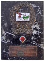 1949. TOUR DE HONGRIE 1949 zománcbetétes plakett márványlapon MAGYAR KERÉKPÁROS SZÖVETSÉG TISZTELETDÍJA A TOUR DE HONGRIE EMLÉKÉRE 1949 VI/29 - VII/3 Br rátéttel T:1- patina