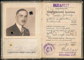 1927-1928 Magyar Királyság fényképes útlevele kereskedő részére, osztrák bejegyzéssel.+1939 Valamint...