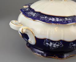 Zsolnay Pompadour mintás étkészlet (24 db), matricás, jelzett (3. osztályú), apró kopásnyomokkal