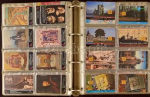 200-250 db telefonkártya gyűrűs berakóban