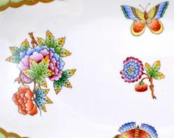 Herendi VIktória mintás ívelt kínáló tál. Kézzel festett, jelzett, hibátlan. 24x15 cm