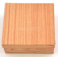 Hollóházi Keripar kupicás poharak ( 4db), matricás, jelzett, díszdobozban, m:4 cm (4×)