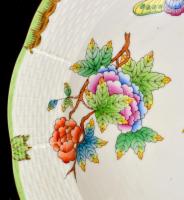 Herendi Viktória mintás mélytányér ( 6 db), kézzel festett, jelzett, kopásnyomokkal, d:24,5 cm