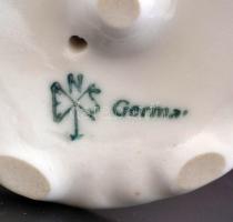 Ens balerina, kézzel festett, jelzett, apró kopásnyomokkal, m: 17 cm