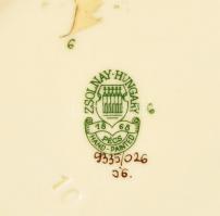 Zsolnay virág mintás tálkák. 2 db jelzett, hibátlan, d: 12,5 cm