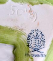 Herendi porcelán rózsa, kézzel festett, jelzett, apró lepattanással, 8×6 cm