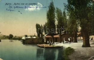 1916 Nyitra, Nitra; Nyitra vize az uszodával, evezős csónakok / Nitra riverbank, swimming bool, rowing boats (EB)