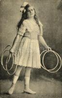 Girl with hoops (EK)