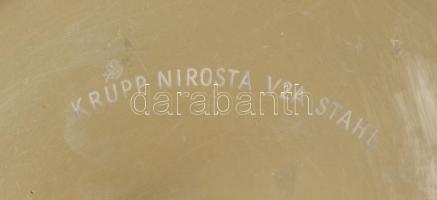 Berlini olimpiai fáklyatartó Berlin, 1936, ezüstözött nikkelezett fém ötvözet, az olimpiai emblémáva...