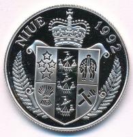 Niue 1992.  5$ Ag "Delfinek" T:PP 
Niue 1992. 1992. 5 Dollars Ag "Dolphins" C:P...