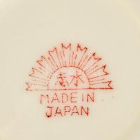 Japán sárkányos porcelán csészealjak, jelzett, kis kopásnyomokkal, d: 10 cm