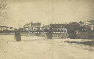1920 Ungvár, Uzshorod, Uzhhorod, Uzhorod; Híd, befagyott Ung folyó télen, Polgári leányiskola / bridge, frozen Uzh river in winter, girls school. photo