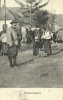 1924 Rahó, Rahiv, Rakhiv; utcakép helyiekkel, folklór. Kiadja Feig Bernátné / street view with villagers, folklore (EK)