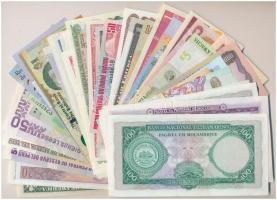 46db-os vegyes külföldi bankjegy tétel érdekes darabokkal, közte Amerikai Egyesült Államok, Costa Ri...