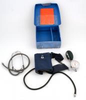 Retro vérnyomásmérő műanyag dobozzal