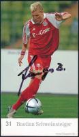 Bastian Schweinsteiger labdarúgó aláírása nyomtatott kártyán