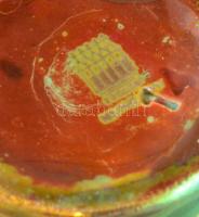 Zsolnay  arany eozin boros pohár. Szüretelő asszony. Jelzett, hibátlan.16,5 cm