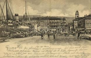 1900 Fiume, Rijeka; Via del Molo / molo, quay, steamship. Verlag v. F. A. Schnautz