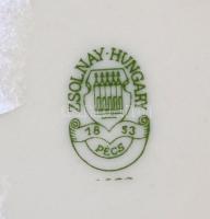 Zsolnay áttört karimájú virágos váza, kézzel festett, jelzett, apró kopásokkal, m: 10,5 cm