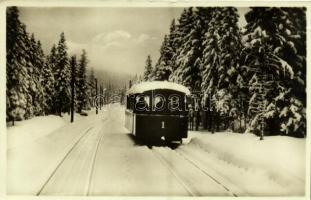 Tátra, Vysoké Tatry; siklóvasút a Tarajkára télen / Lanovka na Hrebienok / funicular in winter