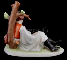 Zsolnay furulyázó juhász, kézzel festett, jelzett, apró kopásnyomokkal, m: 19 cm, h:21 cm