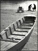 Angelo (1894-1974): Canoe, pecséttel jelzett, feliratozott fotóművészeti alkotás, hullámos, 40×30 cm