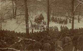 1916 Tábori mise pappal és zenekarral télen / WWI Austro-Hungarian K.u.K. military, field mass with priest and music band in winter. photo + K.u.K. Feldpostamt 57 (EK)